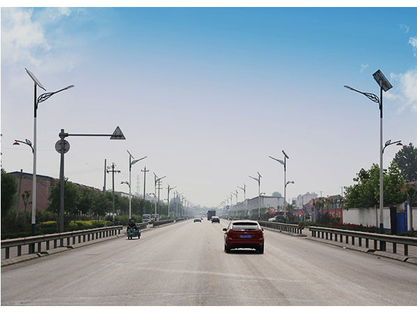 正翔照明主道路LED太陽能路燈
